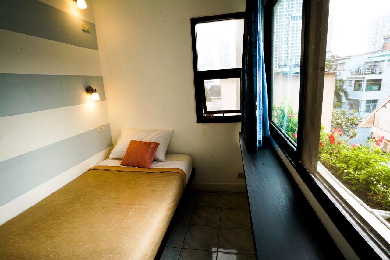 Airlink Bnb Бангкок Экстерьер фото
